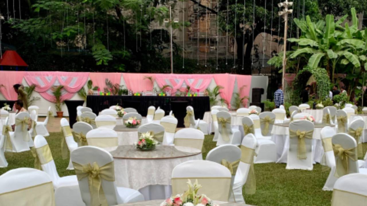 Party Caterers for small